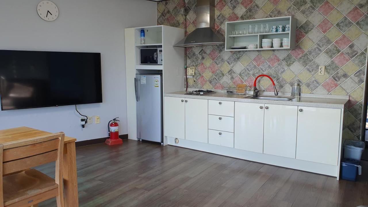 Beewool Chaewool Pension Seogwipo Esterno foto
